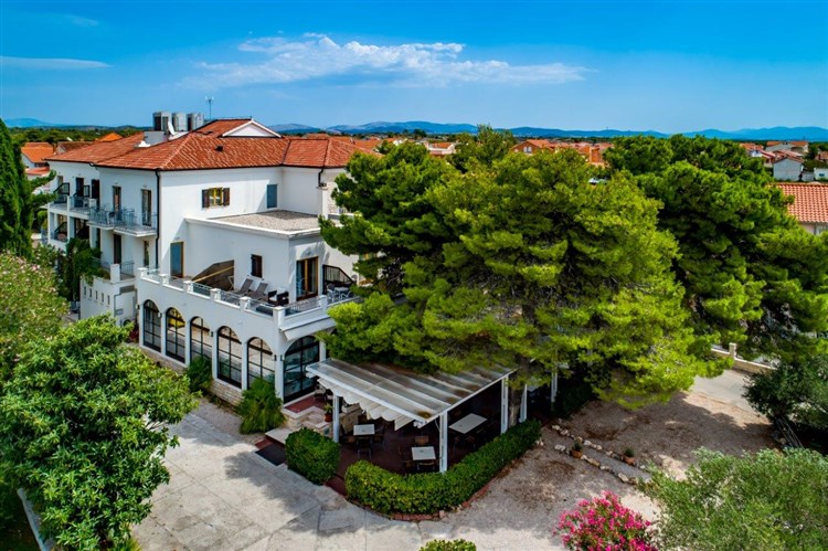 Hotel Nikola kolektívy - náš TIP!