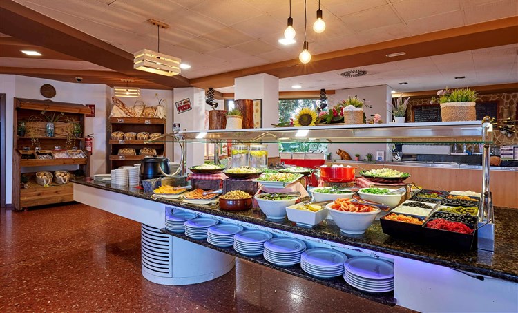 Costa Brava volá – vitaj v slnečnom raji!  (6-18r.)