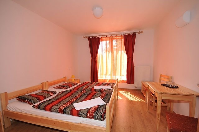 Chata Trinec + SKI Opalisko / Jasná + BONUS: večerný program