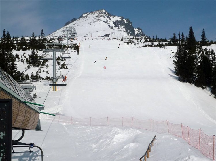 Hotel SIPOX  + SKI Lopušná dolina / SKI Štrbské pleso