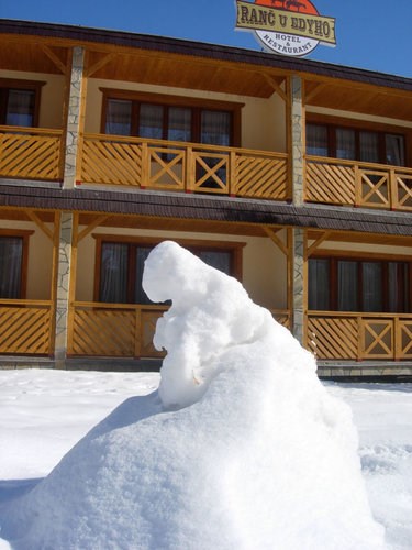 Ranč u Edyho  + SKI Krušetnica + BONUS: jazda na koňoch