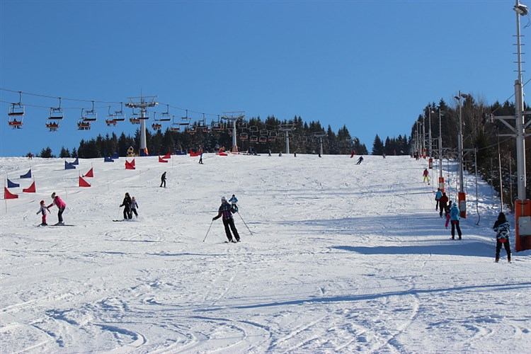 Hotel ALTIS + SKI Krušetnica + ľadová plocha a korčulovanie!