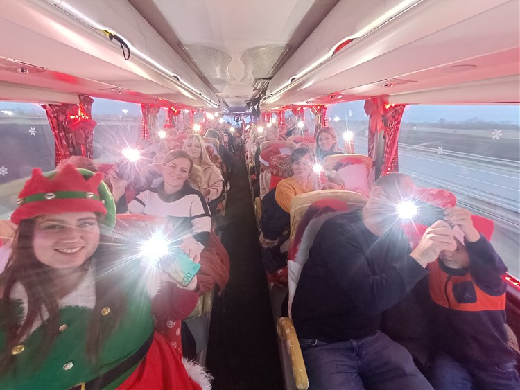 SANTABUS - čarovná cesta fantázie!